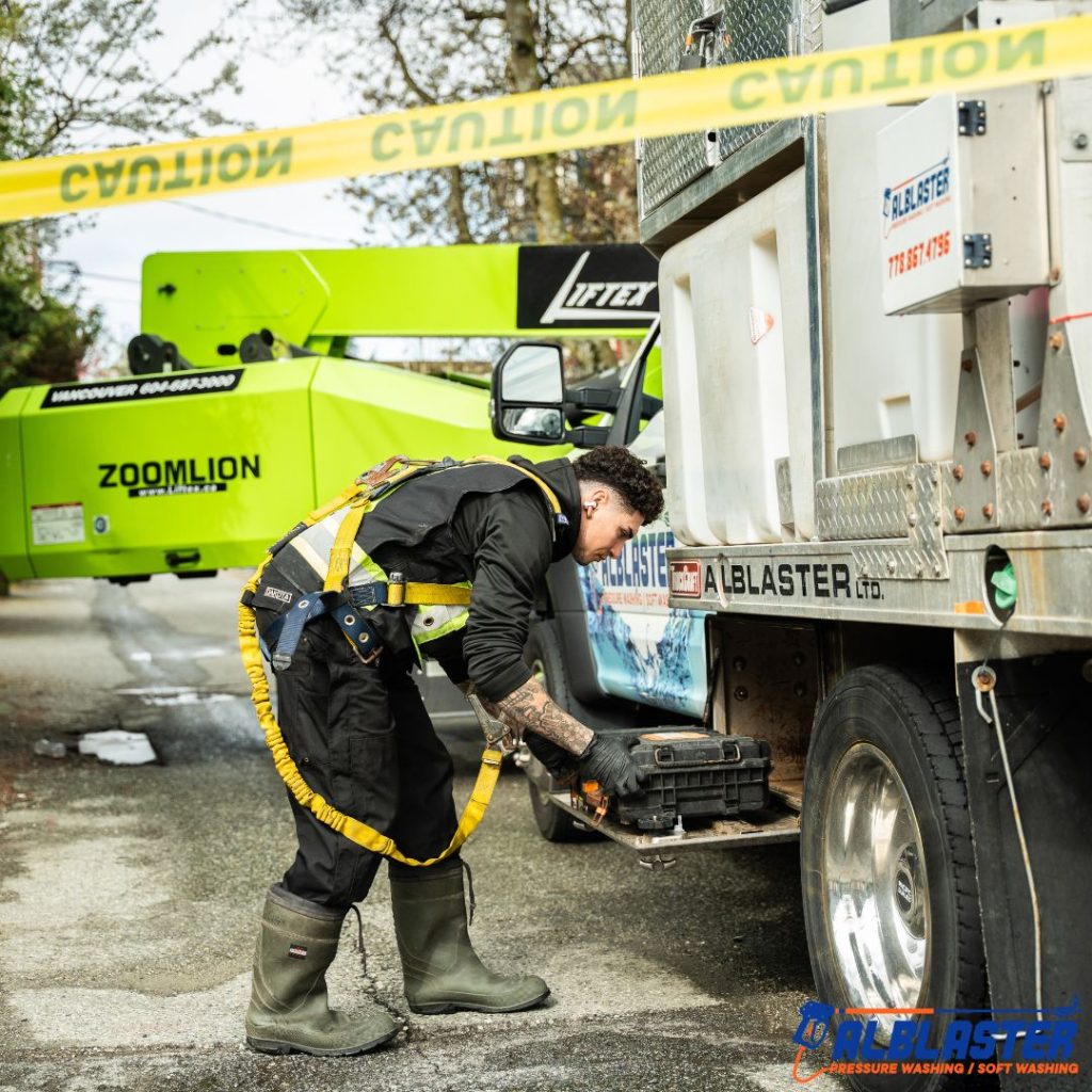 Vancouver Strata Luma E Georgia St Soft Washing (5)