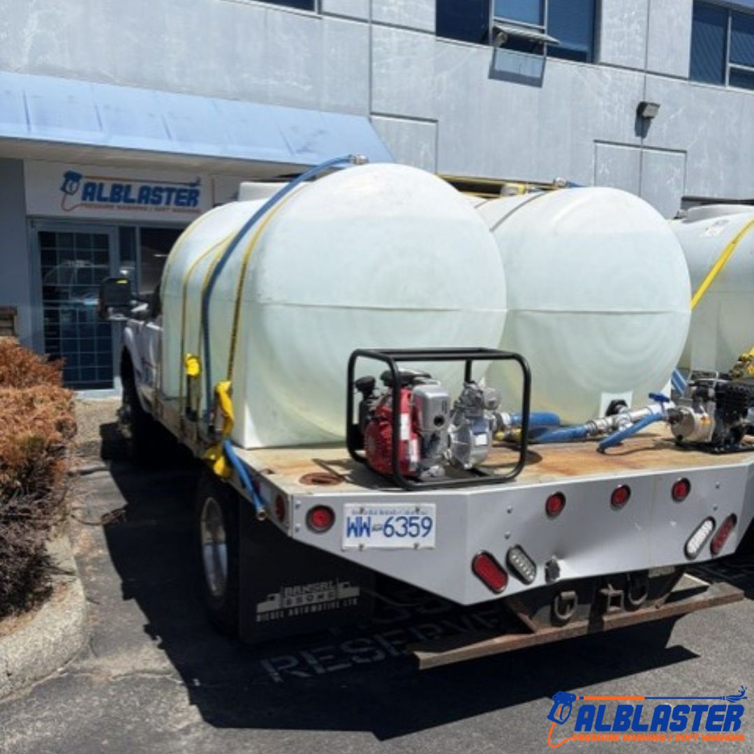 Water Truck Square 2